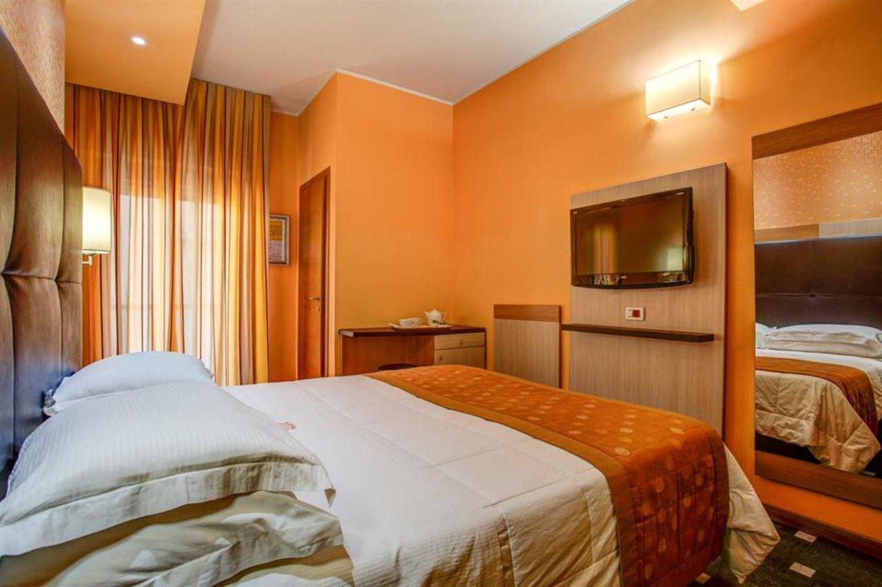 Hotel Genty Rimini Eksteriør bilde